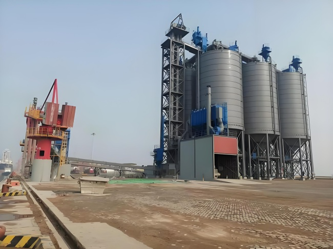 白城高架骨料仓